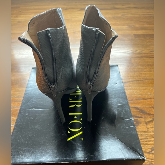 Paper Fox Grey Booties - Picture 6 of 9